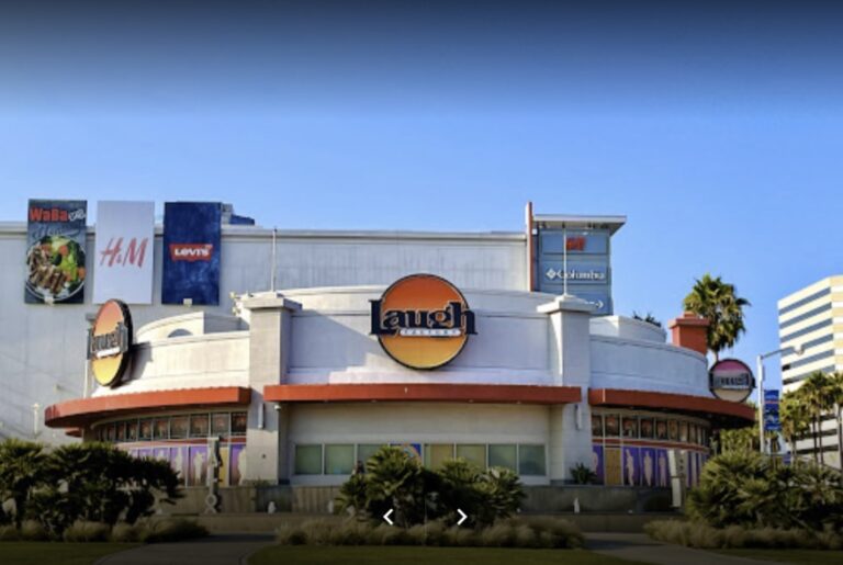 LaughFactoryLongBeachCA 768x515